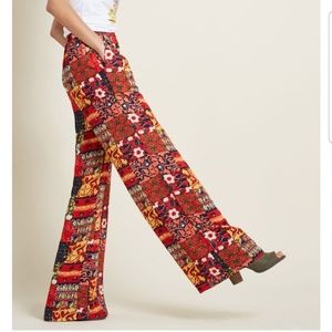 Wide leg pants